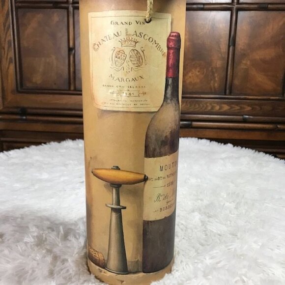 Tri-coastal Design Vintage Wine & Wine Labels Wine Tube w/ Lid & Gift Tag - Picture 4 of 16